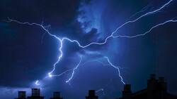 Fuertes vientos y tormentas eléctricas: DMC emite alerta en dos regiones de Chile