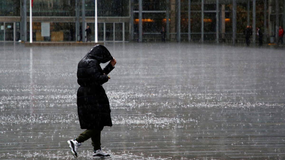 Tres sistemas frontales afectarán nueve regiones de Chile: ¿Cuándo comienzan y dónde lloverá?