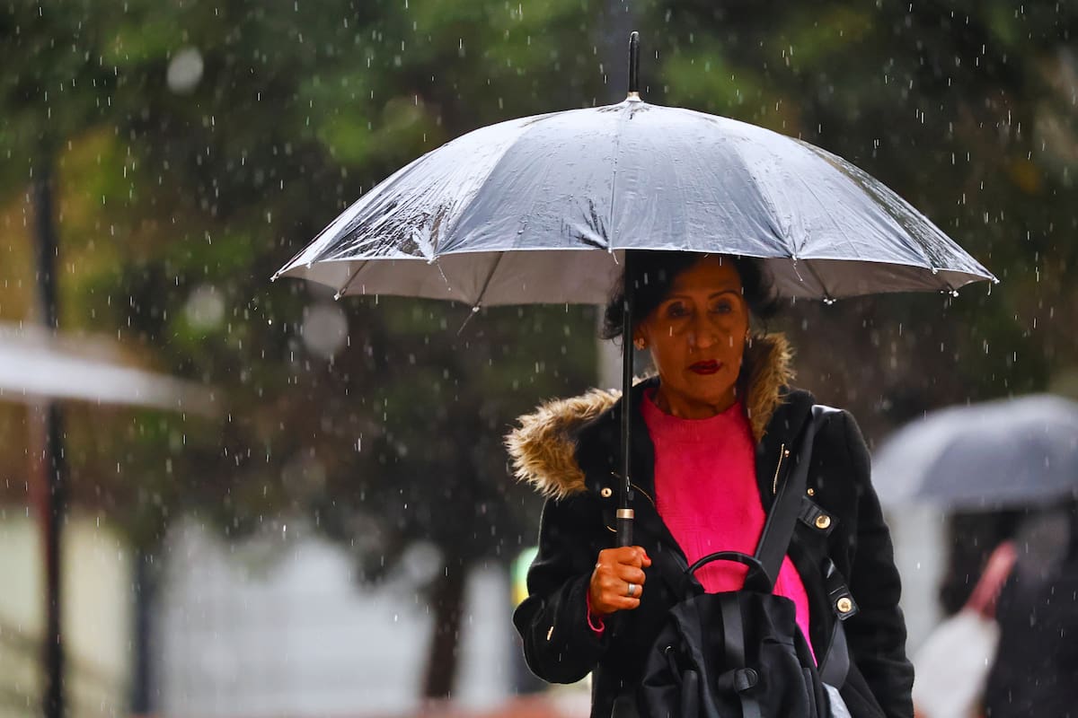 El importante sistema frontal estará llegando durante la noche del martes 9, pero se desarrollará con más potencia el miércoles 10 de junio. Foto: Aton.
