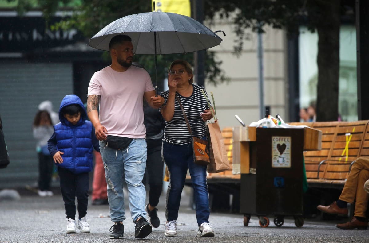 Alejandro Sepúlveda confirma precipitaciones “a la santiaguina”: ¿Cuándo lloverá en la Región Metropolitana?