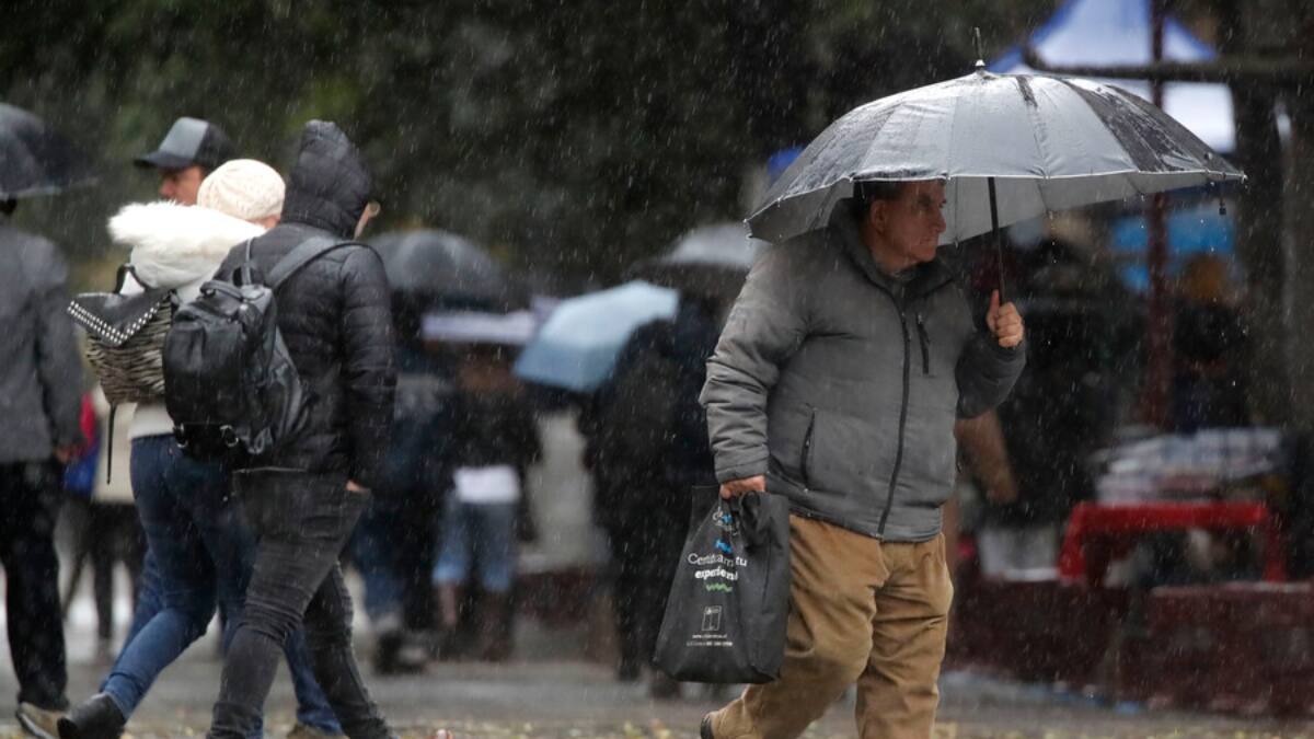 Meteorólogo Iván Torres confirma lluvias para la RM en Fiestas Patrias: “Vamos a estar en presencia de un núcleo en altura”