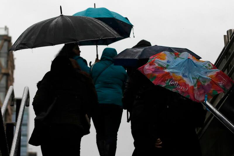 El meteorólogo Eduardo Sáez confirmó en qué momento del miércoles dejará de haber precipitaciones.