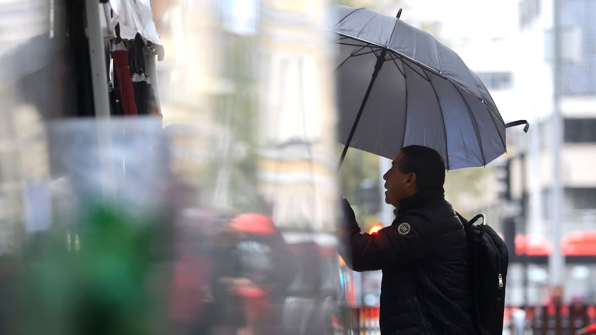 La lluvia más potente del 2026 llega a Santiago este miércoles: a qué hora empieza y cuándo será el peak