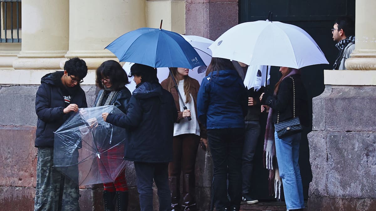 Lluvias en Santiago: Este es el horario exacto del peak de agua para este domingo 19 de julio