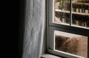 ¡Cuidado con la lluvia! Así puedes sellar tus ventanas para que no entre el agua