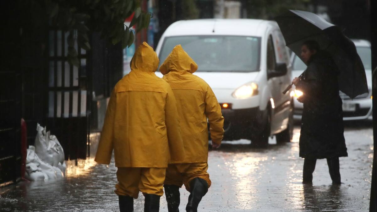 DMC emite alerta meteorológica por fuertes lluvias de hasta 95 milímetros en dos regiones del sur de Chile