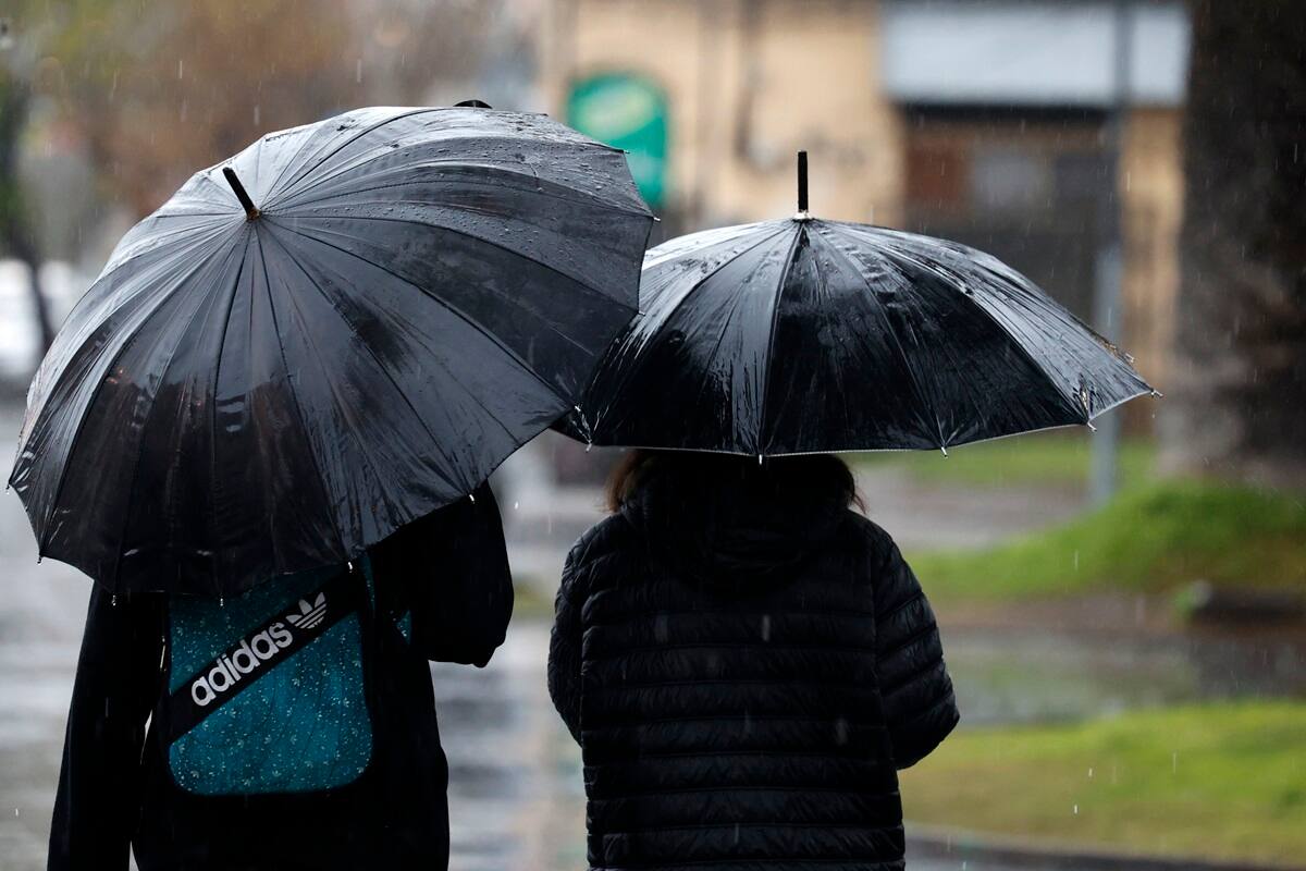Conoce cuándo vuelven las lluvias a Santiago.