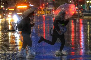 Pronostican abundantes lluvias en el sur de Chile debido a río atmosférico extremo