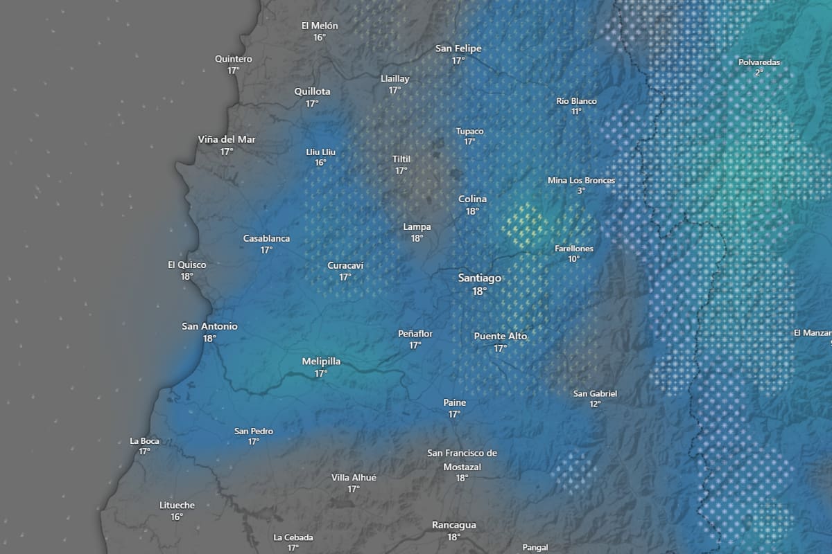 Entre la madrugada y la mañana del jueves, las precipitaciones caerían con mayor intensidad en la capital, pudiendo venir acompañadas además de tormentas eléctricas. Créditos: Windy.