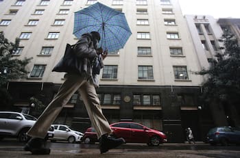 Meteorólogo Jaime Leyton advierte por posibles precipitaciones en la RM: este día de la semana podría llover en Santiago