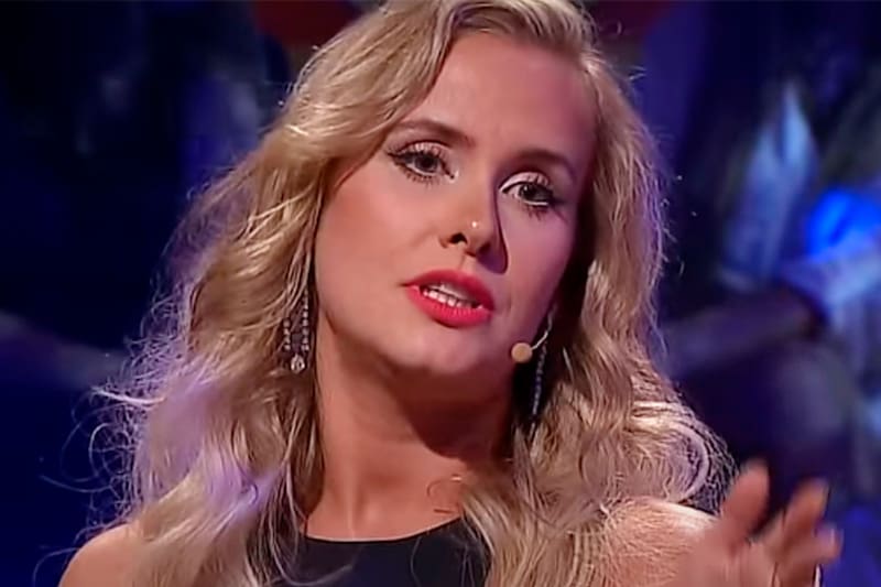 La modelo envió un mensaje de WhatsApp contando detalles de su pasado.