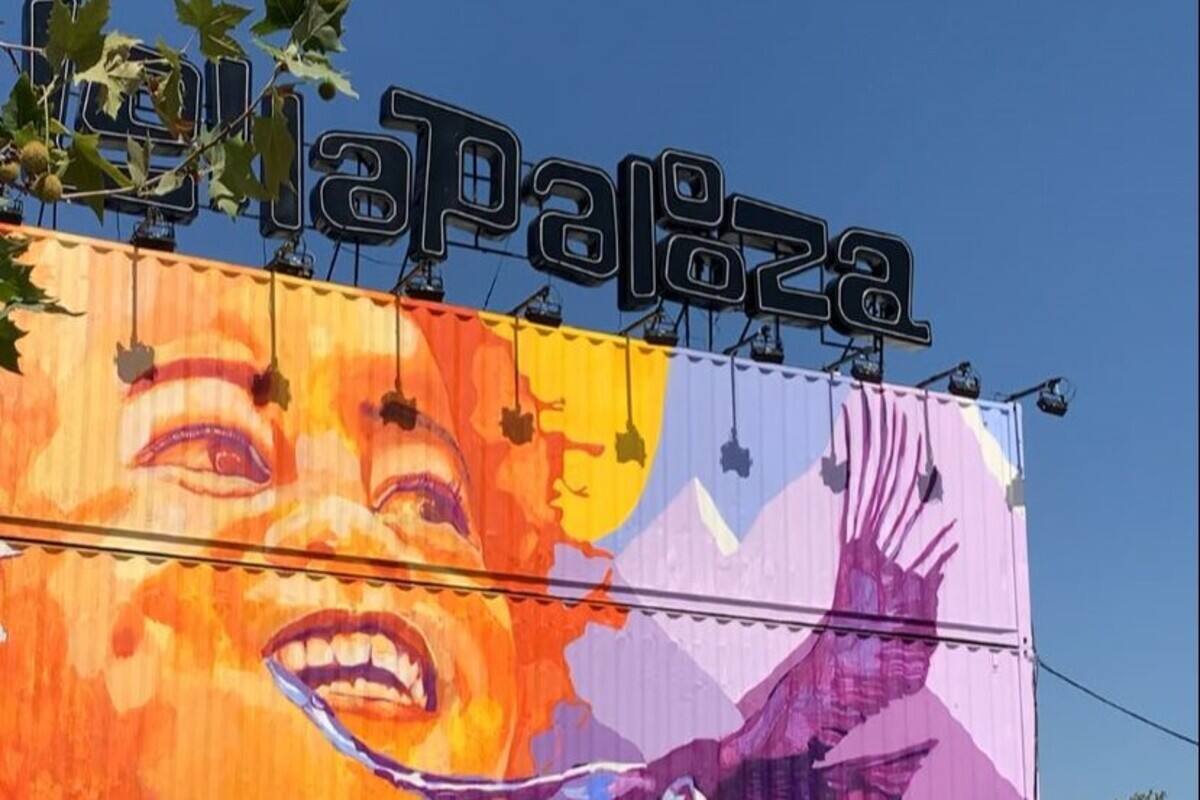 abrió sus puertas entre la molestia de sus asistentes. Créditos: TiempoX