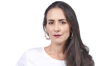 “Cambios”: Lorena Bosch revela su sorprendente y radical nuevo look