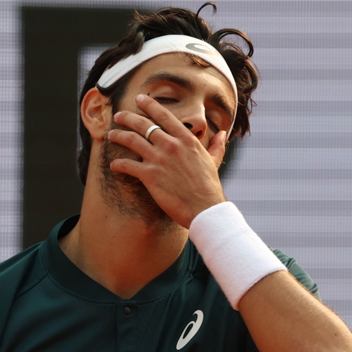 Lorenzo Musetti estira la pesadilla de sus lesiones y se perderá Wimbledon 2026