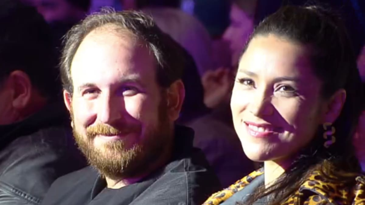 VIDEO: Así celebró Loreto Aravena el triunfo de su pareja, Max Luksic, en la Alcaldía de Huechuraba