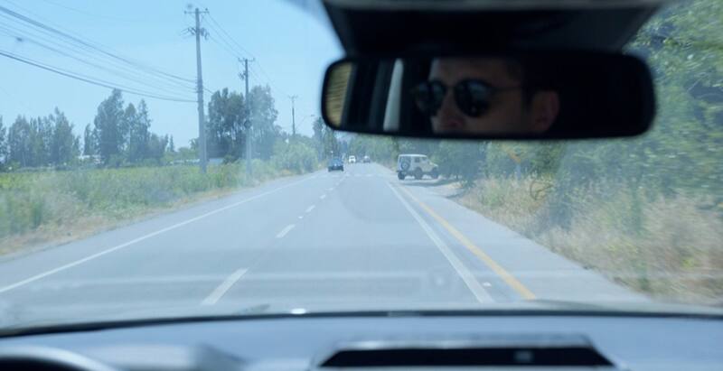 Tomás está decidido a descubrir qué esconde Tormento. Créditos: Captura Mega