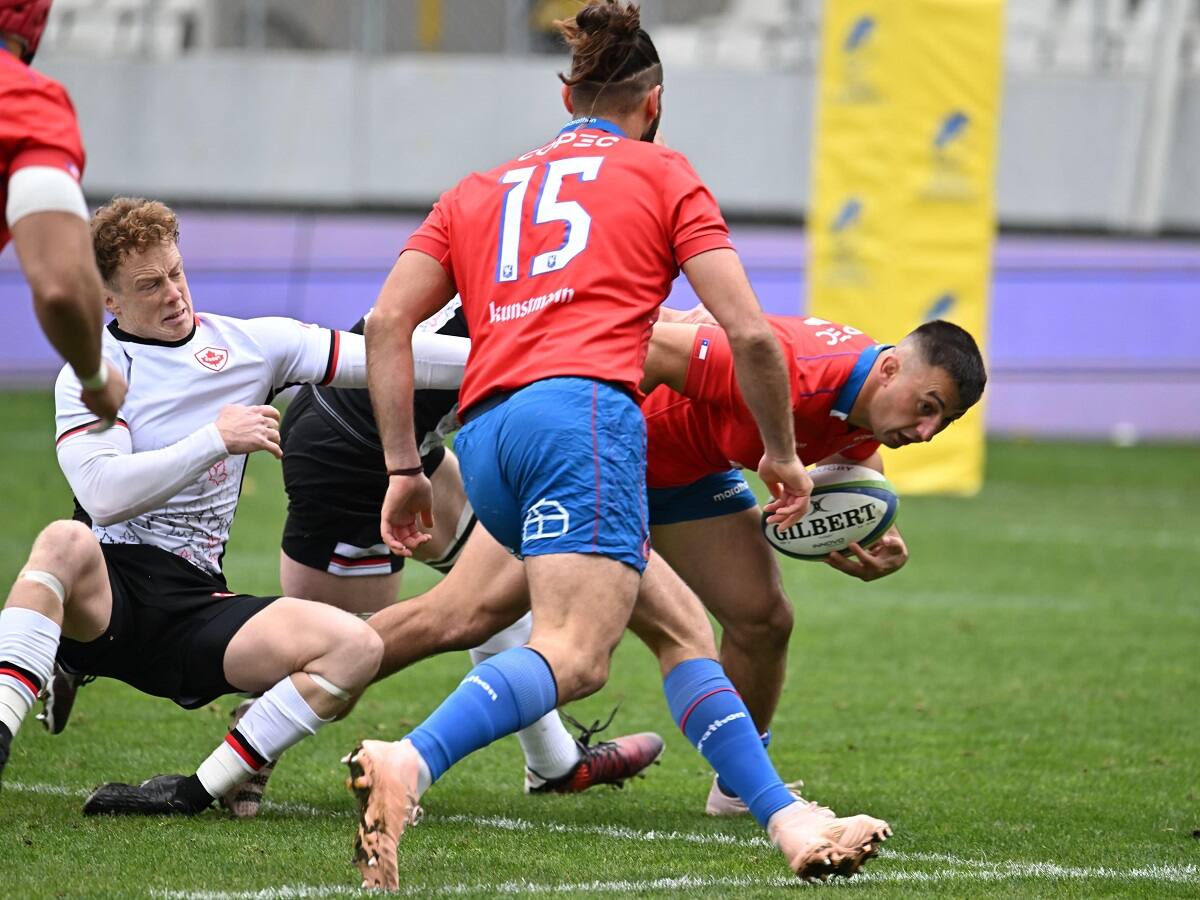 Chile goleó a Canadá