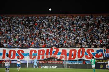 Increíble: con la entrada más barata para el clásico entre la UC y Colo Colo se puede ver varias veces a Flamengo y River Plate