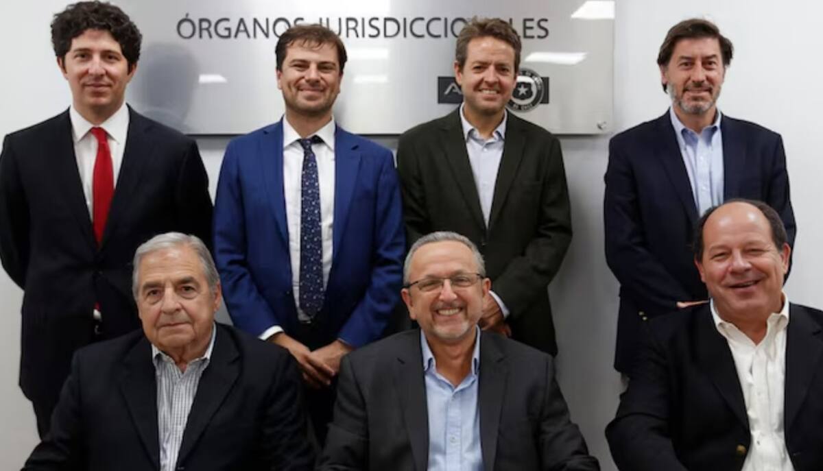 Siete son sus miembros, que reciben un viático como renta. Algo más de 2 millones de pesos percibe su presidente.
