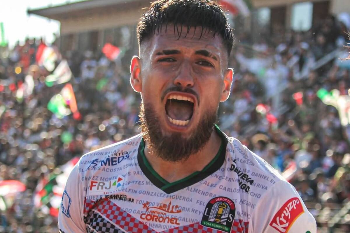 Vuelve al fútbol profesional. Foto: Lota Schwager