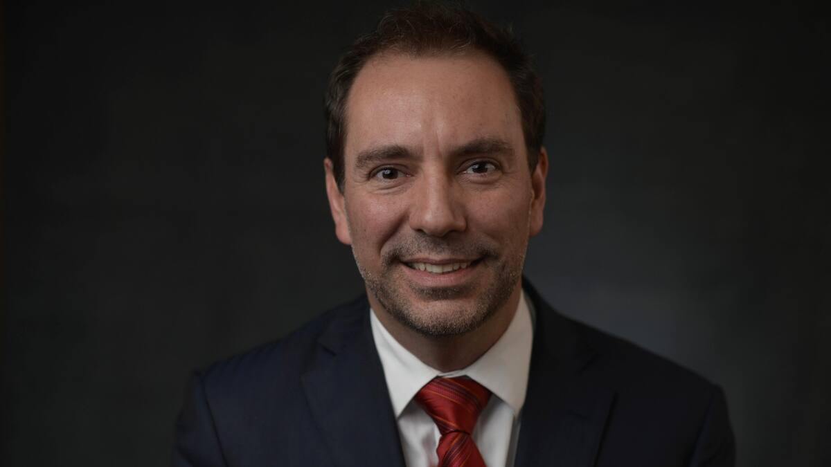 ¿Quién es Louis de Grange, ministro de Transportes del Gobierno de Kast, que sufrió un intento de ataque con bomba?