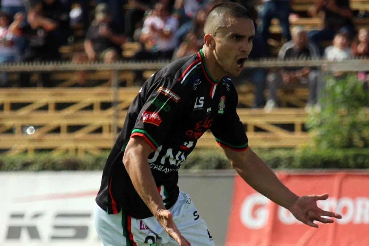 El delantero en Lota Schwager. Foto: @lotaschwager_oficial