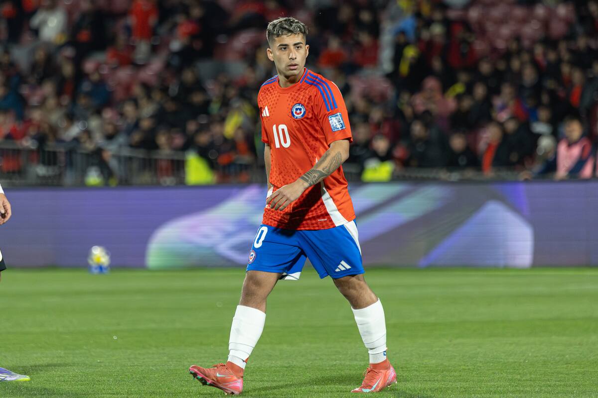 El volante de la U suma bonos para ser titular el 10 de octubre contra Perú. Foto: Felipe Escobedo