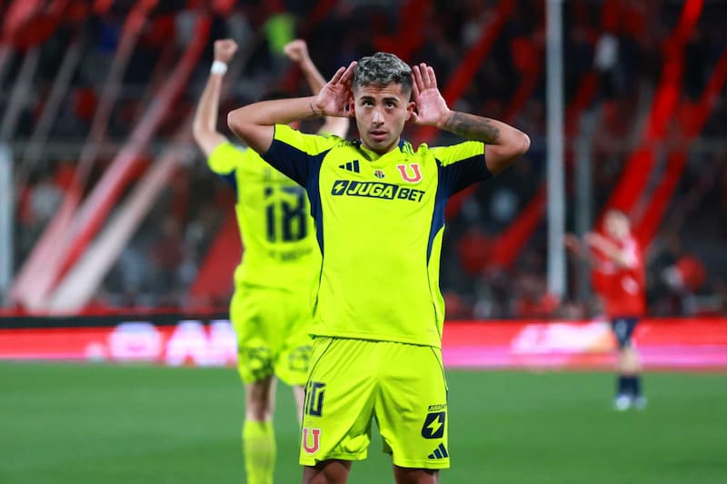 Atlético Mineiro quiere al "10" de la U. Foto: Agencia Aton.