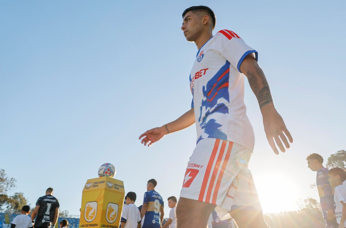 “Estoy muy feliz y orgulloso de renovar con el club de mis amores; después de mi familia, la U es todo”