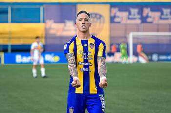 Lucas Barrios vive un drama en Paraguay: deja su club por hostigamiento de los hinchas