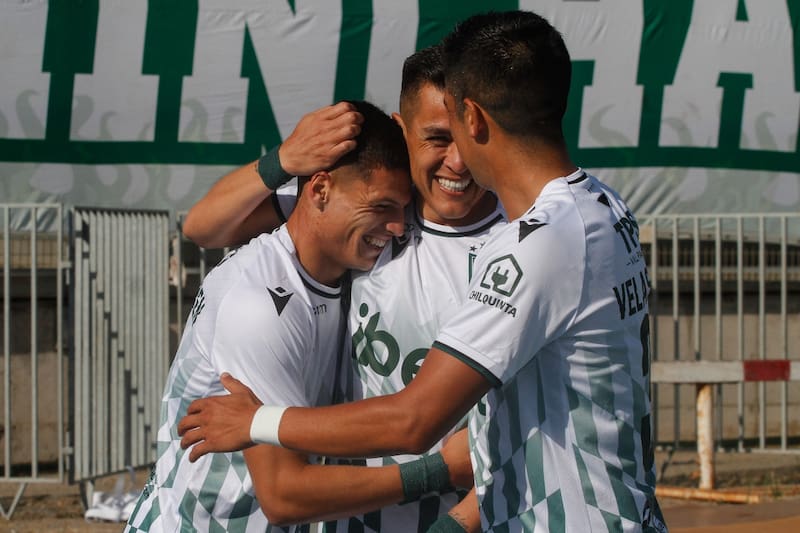 Lucas Cepeda celebrando.