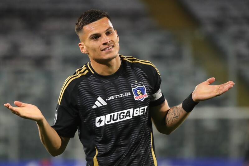 quiere dejar Colo Colo. Foto: Aton.