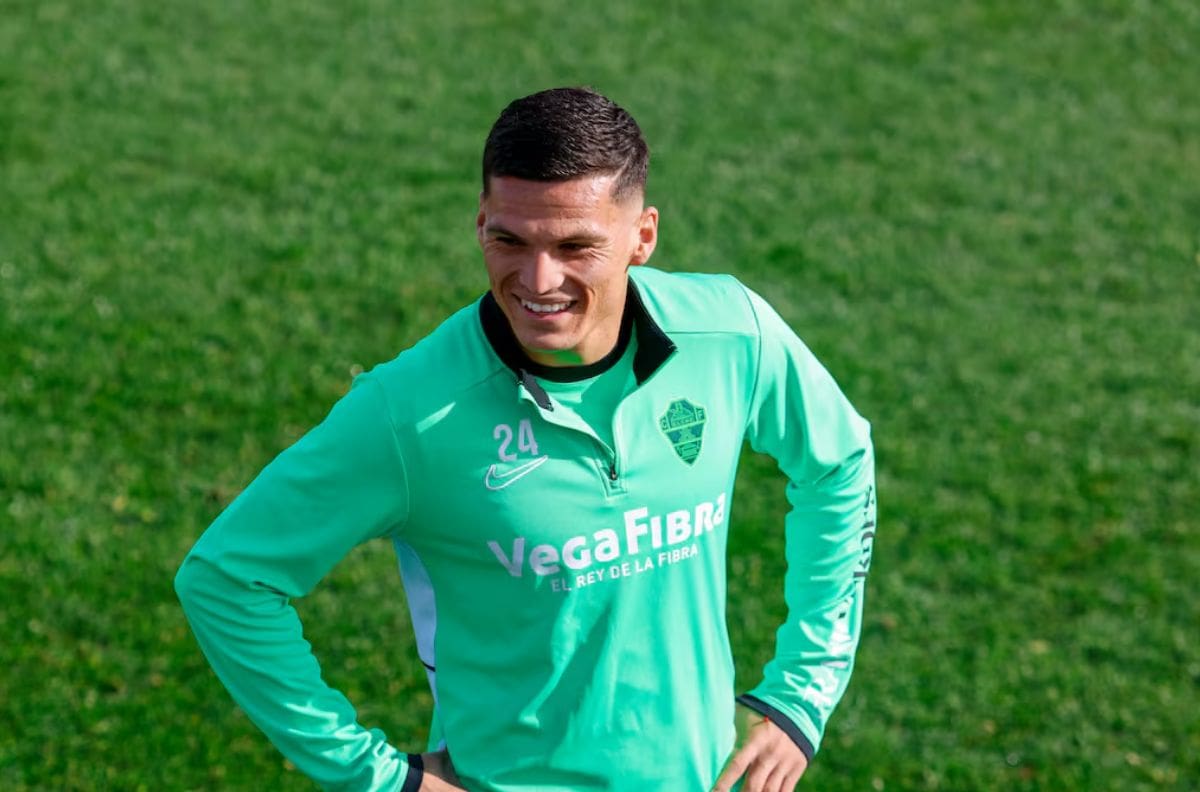Lucas Cepeda, otra vez afuera en el Elche