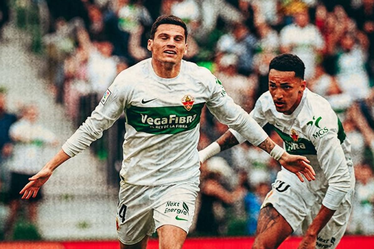 El chileno fue la figura de Elche en el triunfo en La Liga. Foto: Instagram Elche.