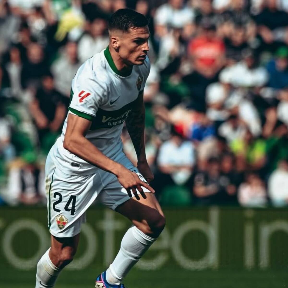 Elche vs Alavés: Hora y dónde ver hoy a Lucas Cepeda en crucial partido para escapar del descenso