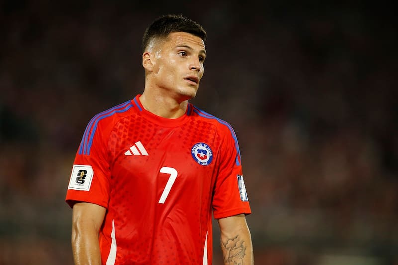 Es titular en Colo Colo y en la Selección Chilena. Foto: Agencia Aton