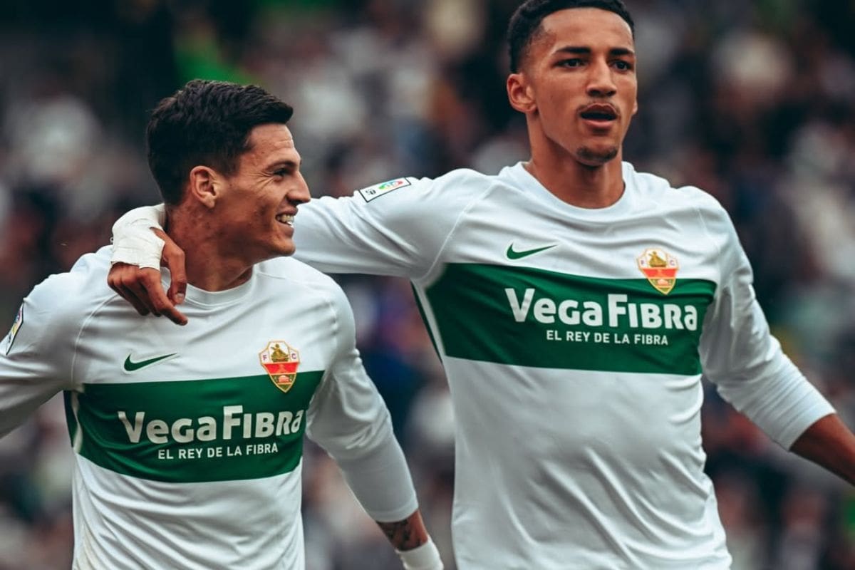 El chileno viene de marcar el gol del triunfo sobre Valencia en la fecha pasada. Foto: @elchecf en Instagram.