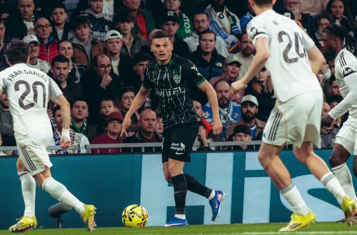 Nada que hacer Lucas Cepeda: Real Madrid aplasta a un Elche que se hunde en España