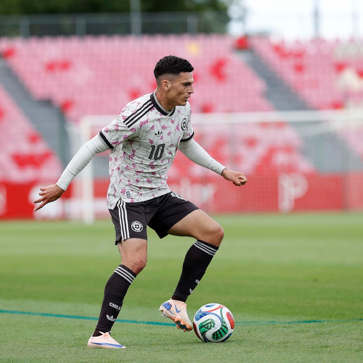 El uno a uno de Chile: las zurdas de Osorio y Cepeda le dan luz al futuro de La Roja
