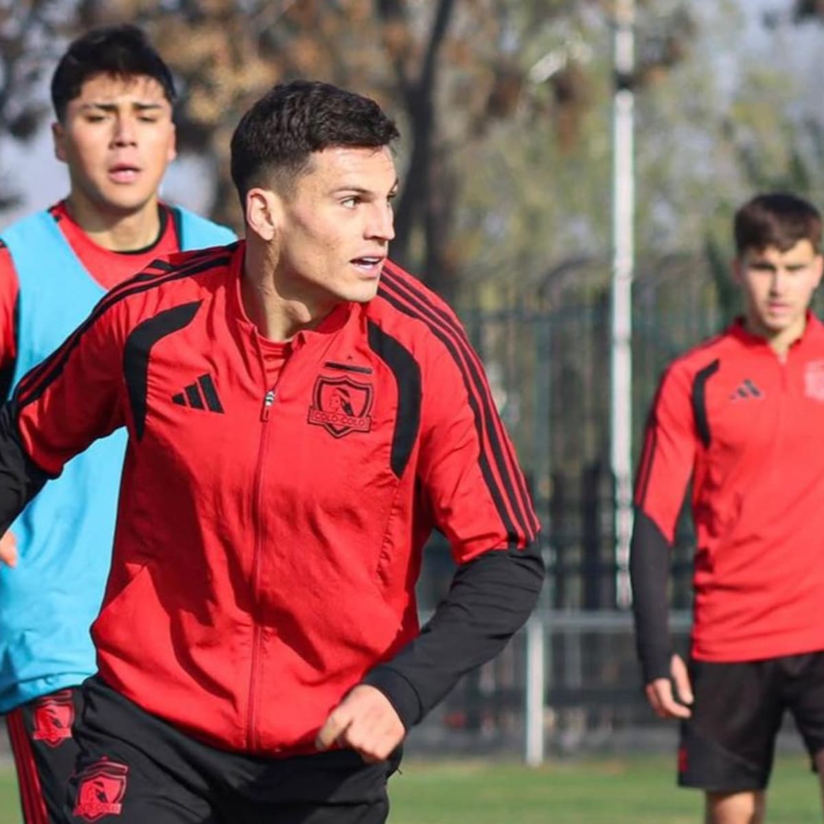 Esteban Pavez, Damián Pizarro y Lucas Cepeda se suman a los entrenamientos de Colo-Colo