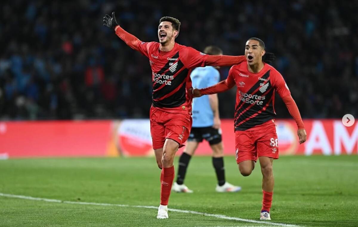 El nuevo refuerzo de la U marcó 13 goles con la camisetal del Athletico Paranaense.