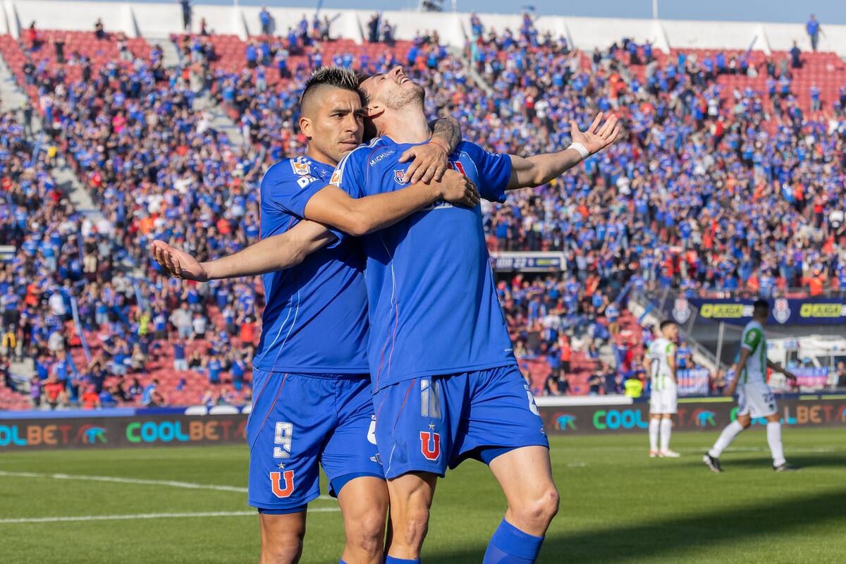 Es uno de los delanteros de Universidad de Chile. Foto: Felipe Escobedo