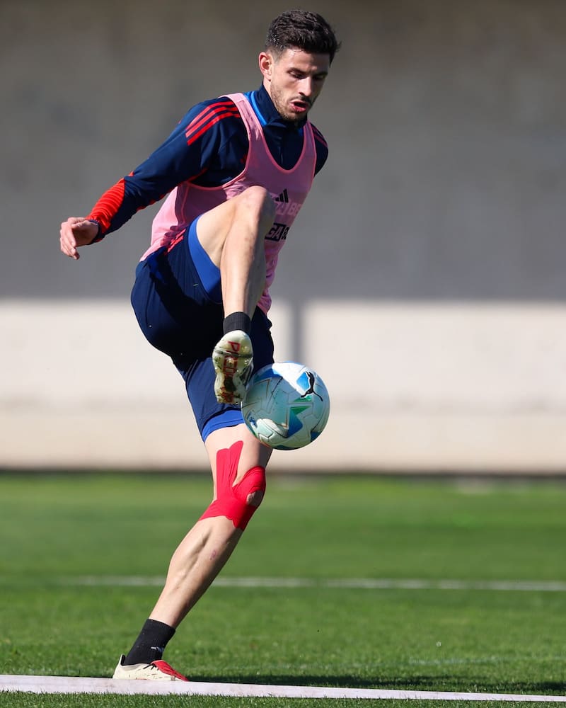 Entrena con normalidad en la U. Foto: @udechile