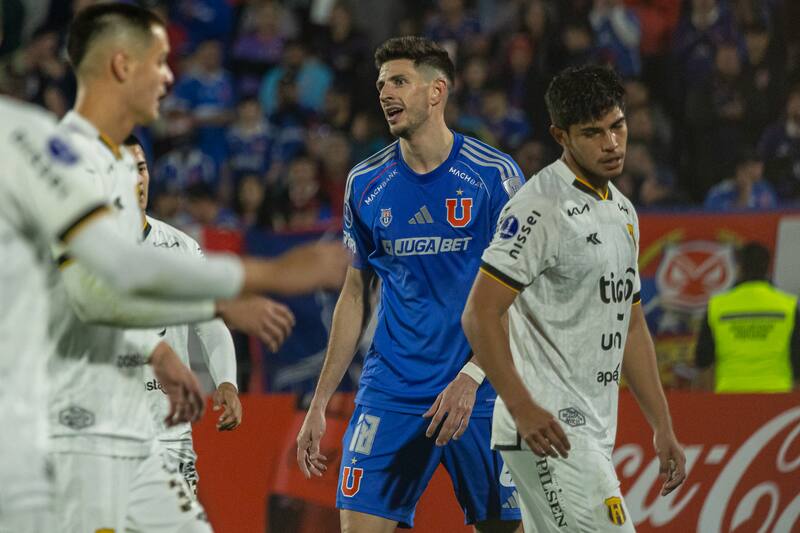 Sufrió una lesión a los meniscos. Foto: Felipe Escobedo