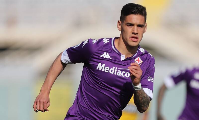 podría llegar a quitarle el lugar a Paulo Díaz.
