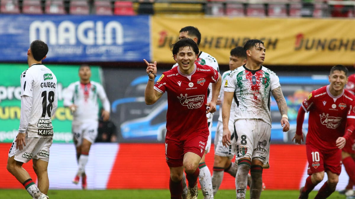 Ñublense no perdona a Palestino y se queda con tres puntos de oro en Chillán