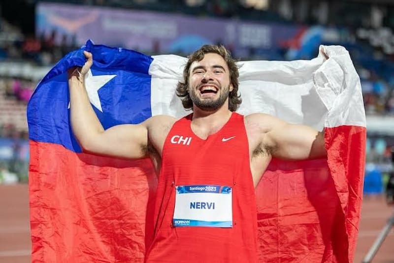 El deportista del Team Chile se refirió a la situación del deporte de alto rendimiento en el país. Foto: Instagram Lucas Nervi.