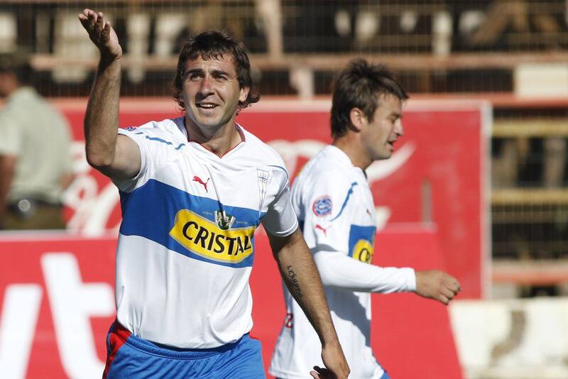 Podría juntarse con otro exjugador de la UC.