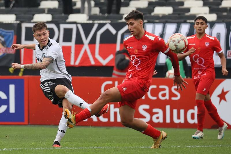 Lucas Soto asoma como titular.