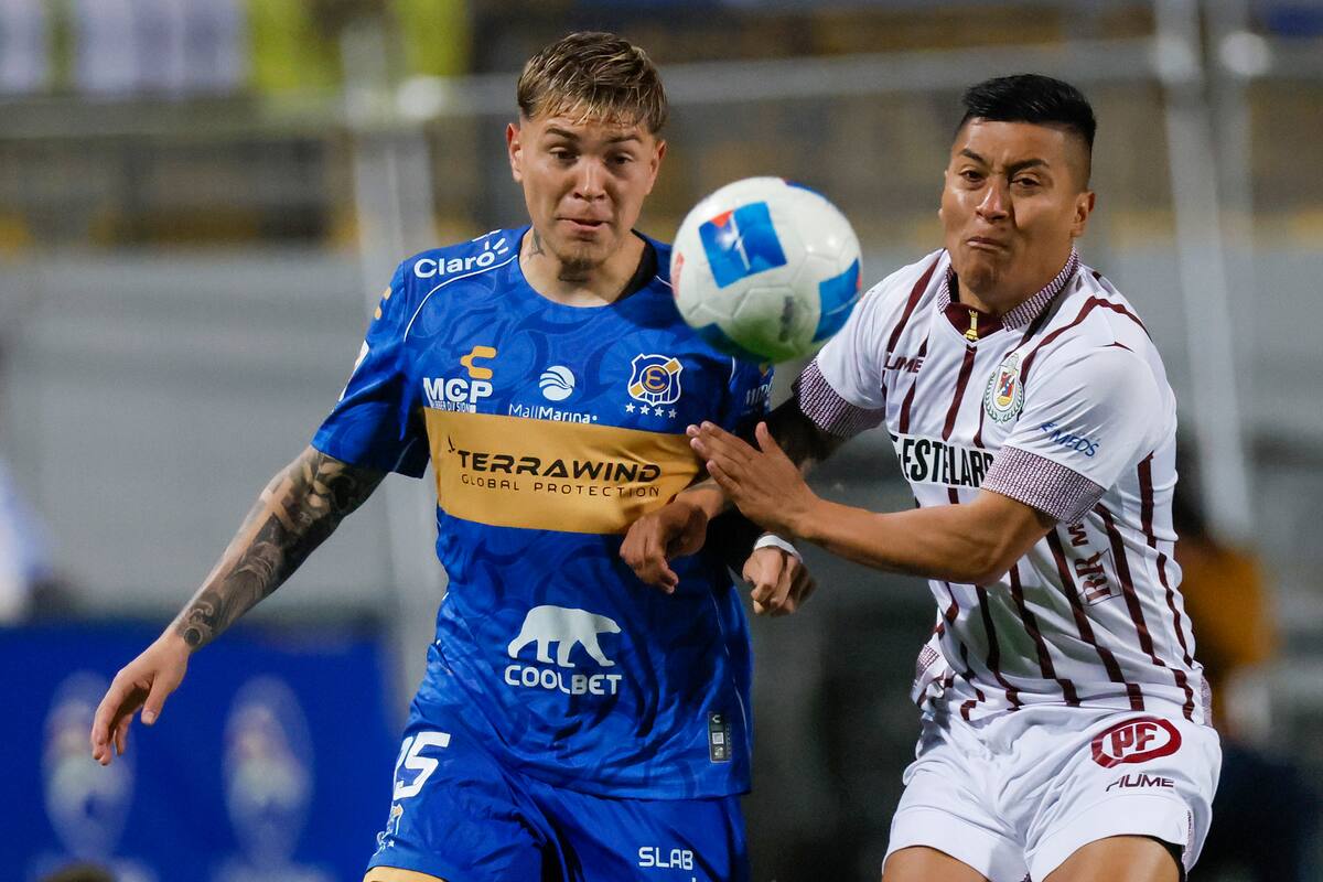 El jugador buscará ganarse la confianza de Fernando Ortiz y quedarse en Colo Colo. Foto: Aton,